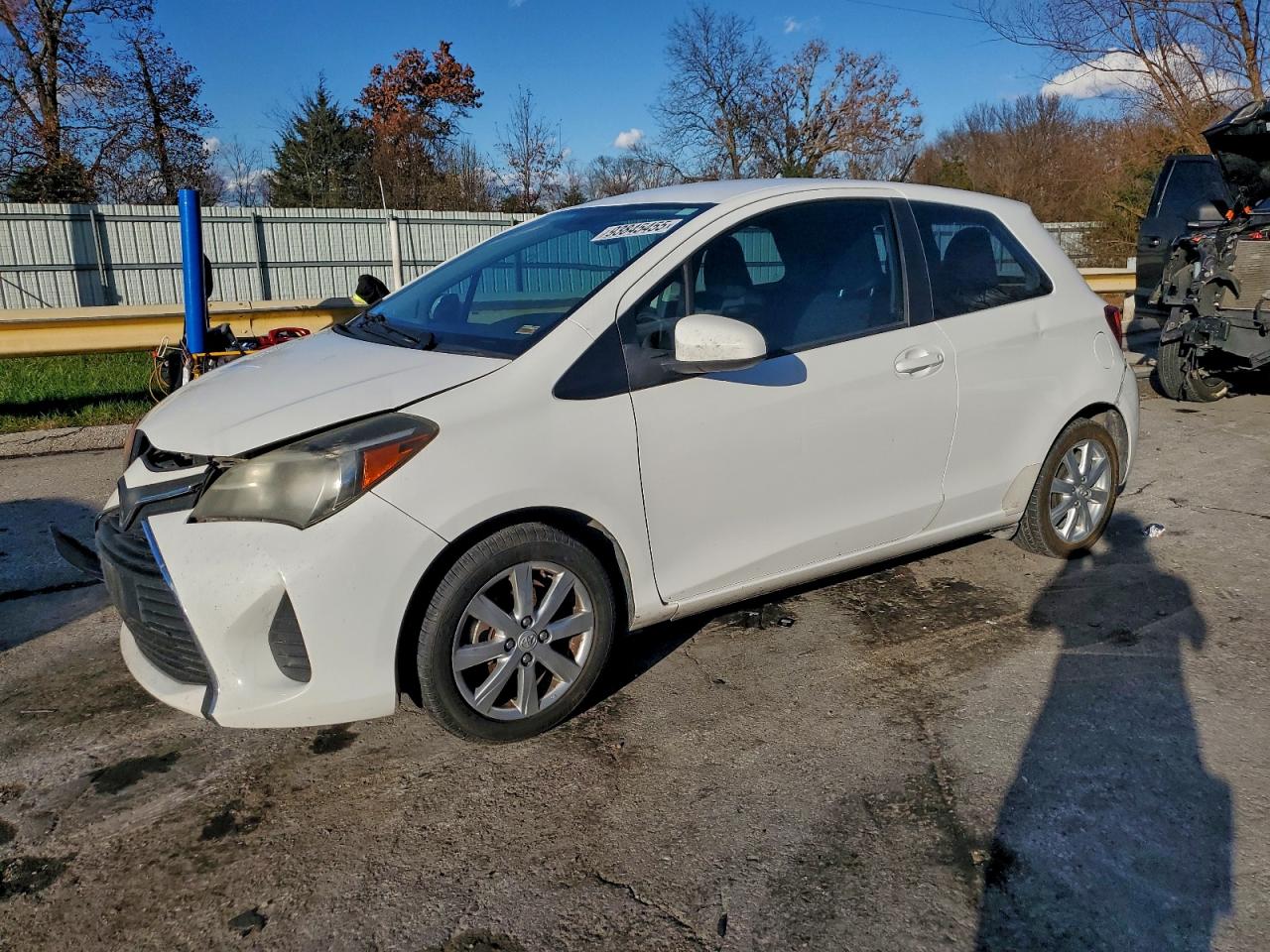 TOYOTA YARIS 2015