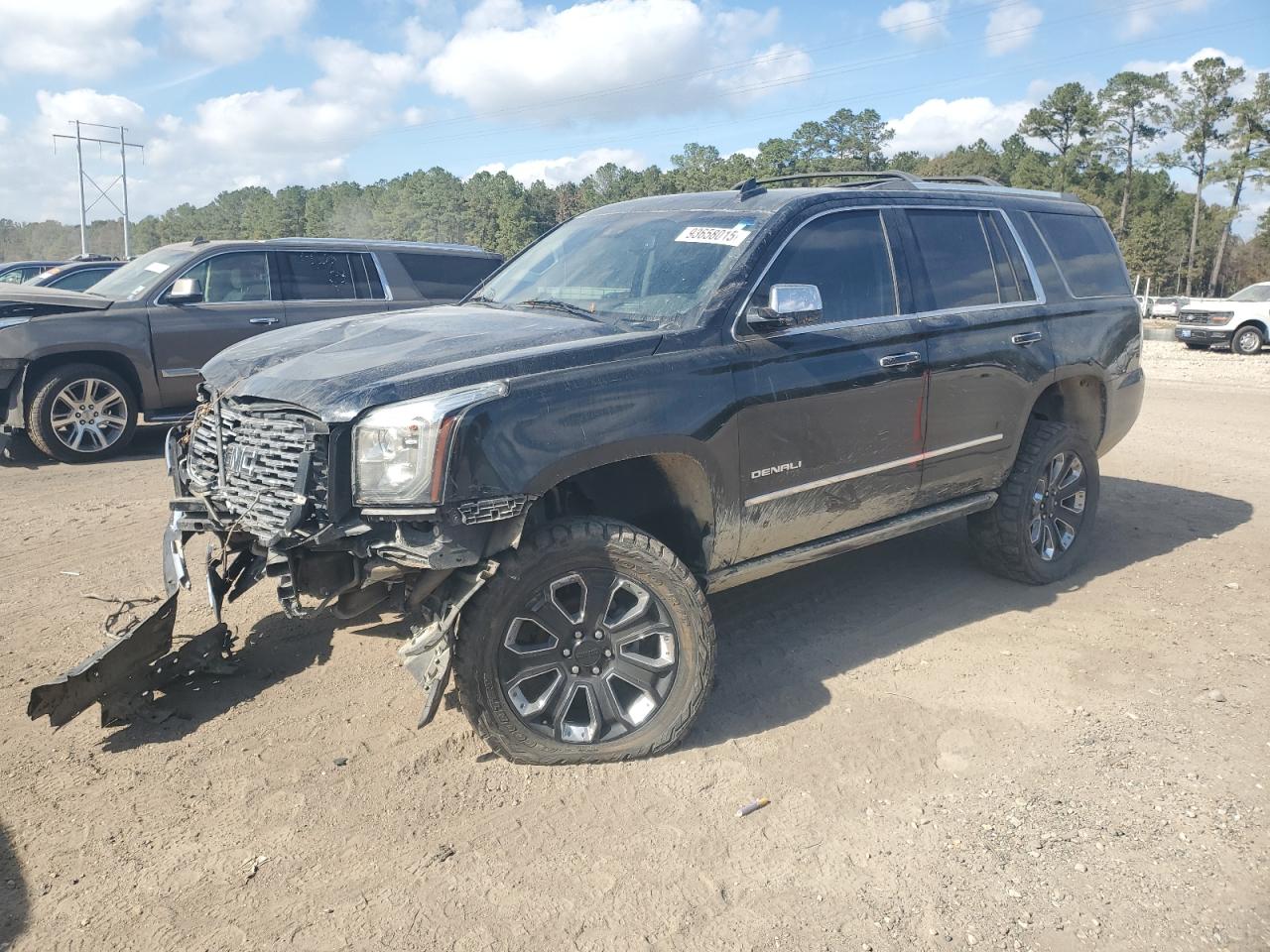 GMC YUKON DENA 2019