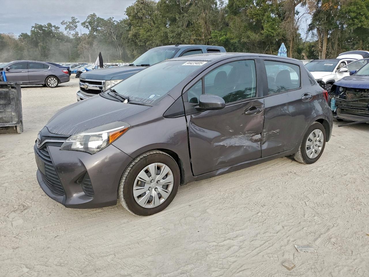 TOYOTA YARIS L 2017