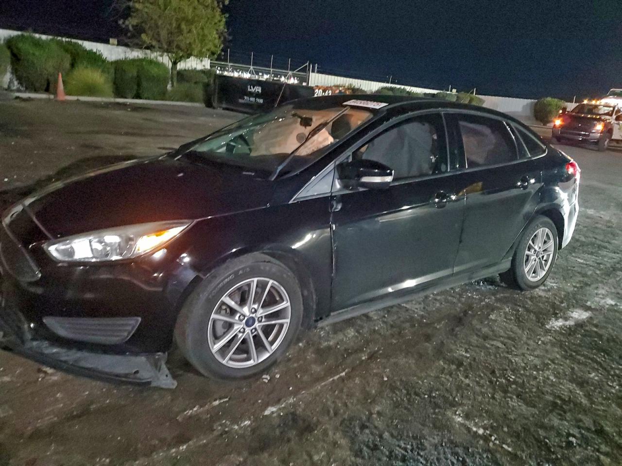 FORD FOCUS SE 2017