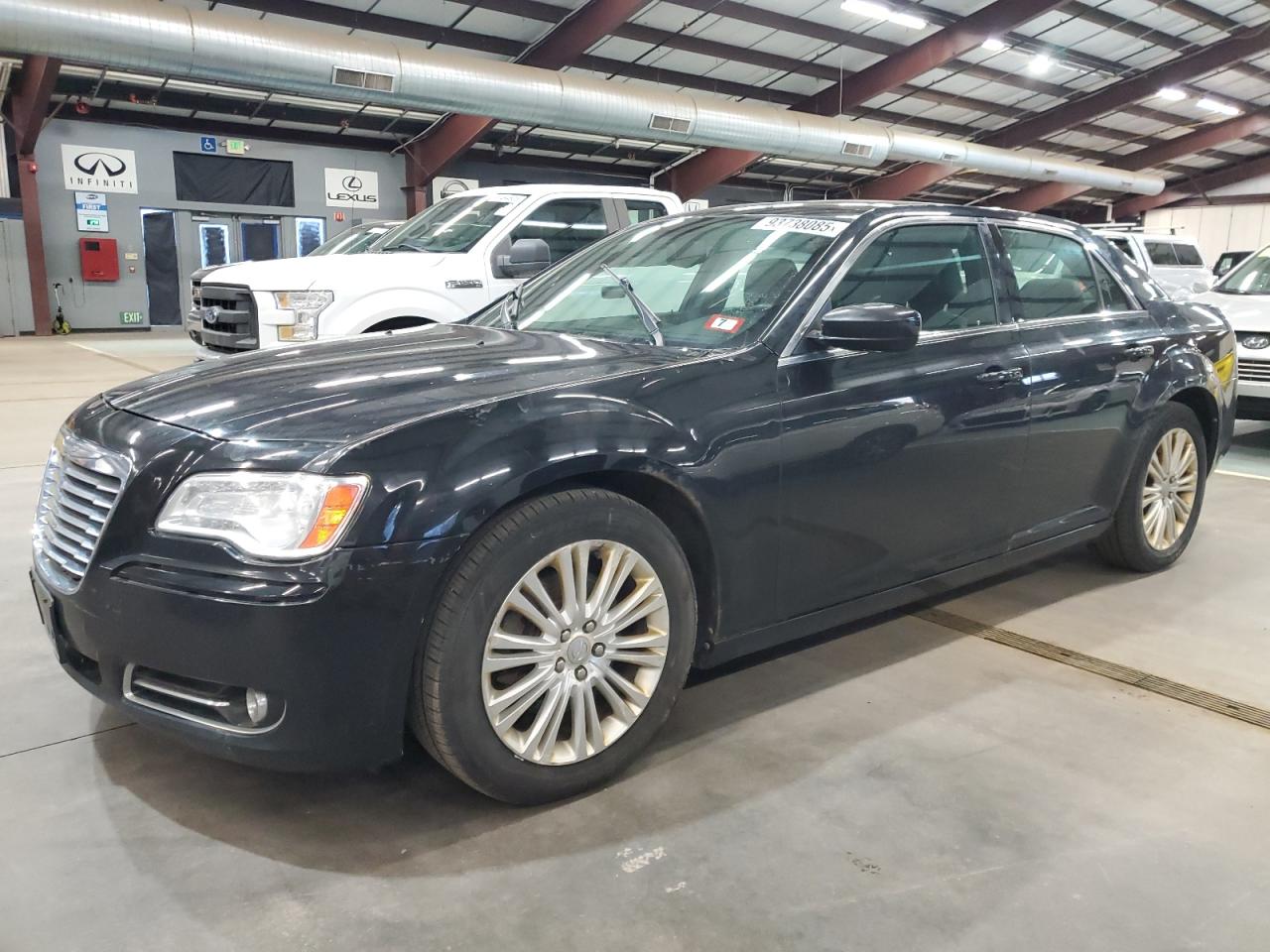 CHRYSLER 300 2013