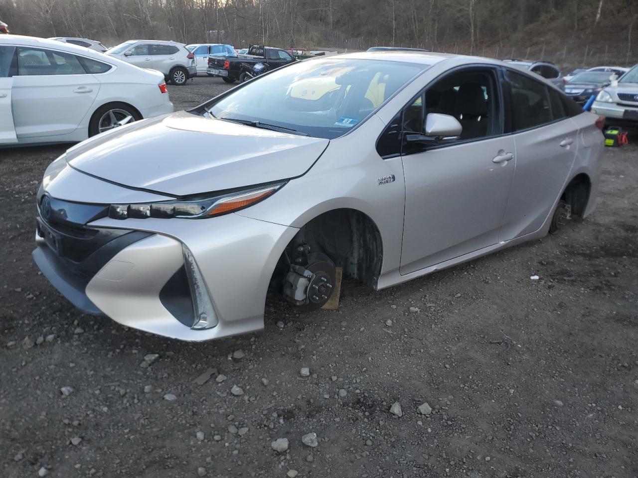 TOYOTA PRIUS PRIM 2019