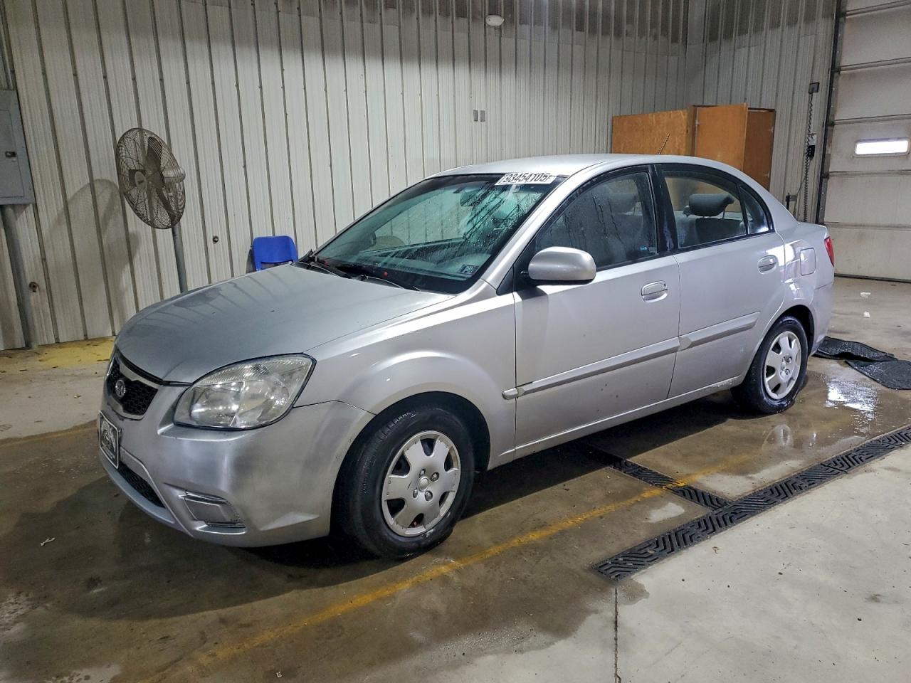 KIA RIO BASE 2011