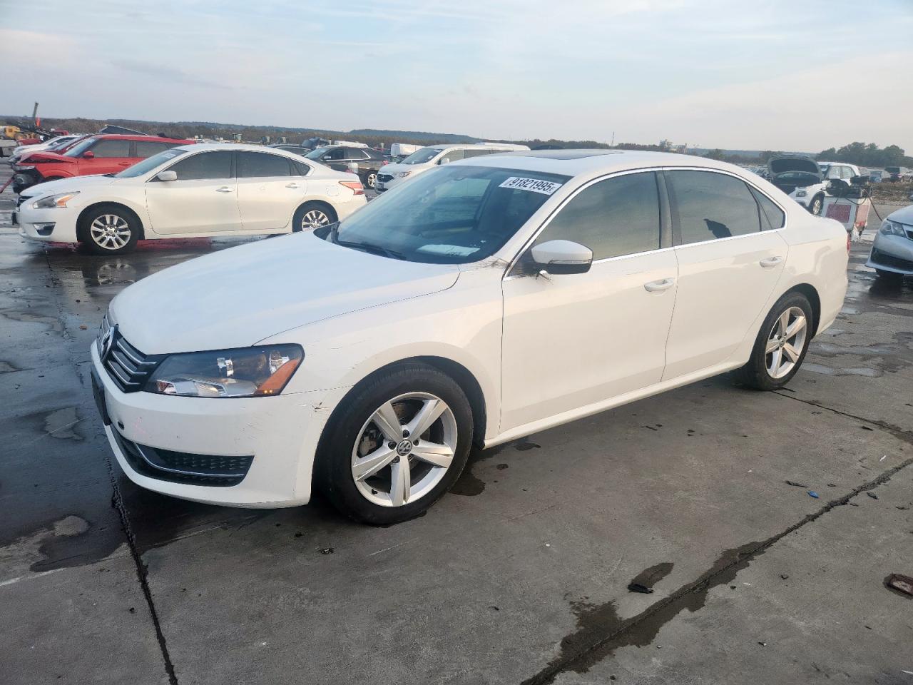 VOLKSWAGEN PASSAT SE 2013