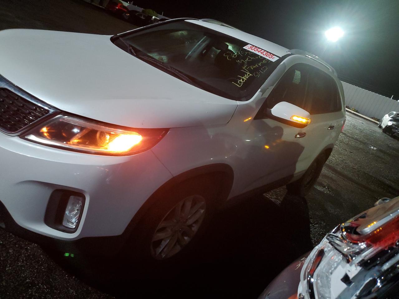 KIA SORENTO LX 2014