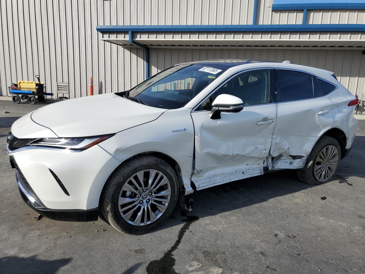 TOYOTA VENZA LE 2021