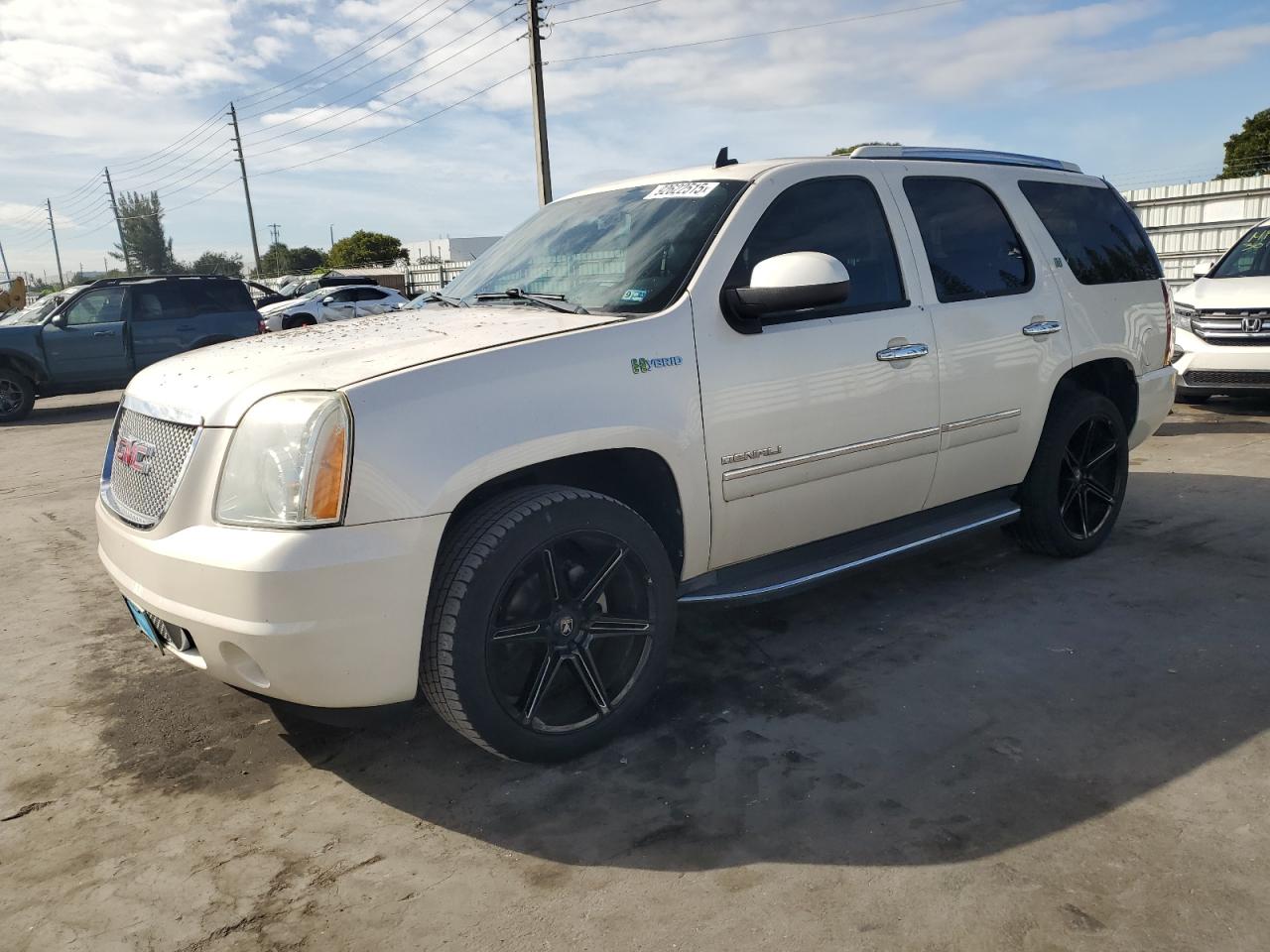 GMC YUKON DENA 2012