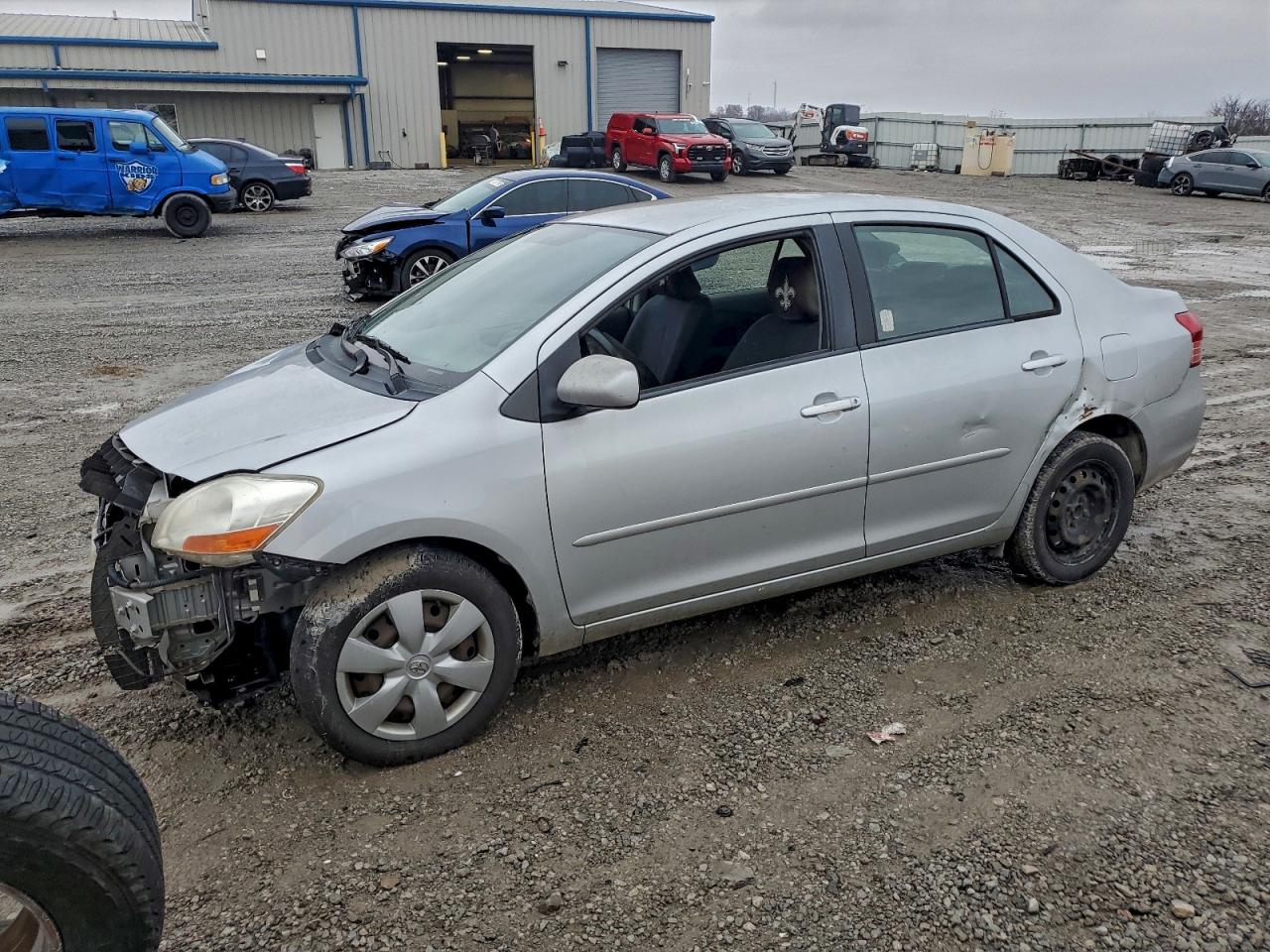 TOYOTA YARIS 2008