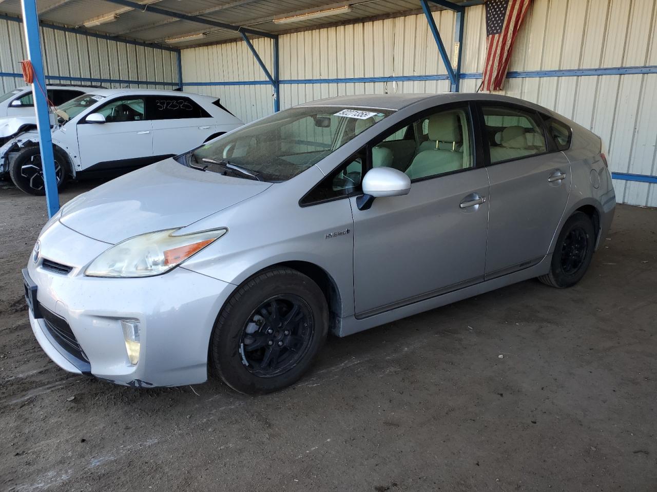 TOYOTA PRIUS 2012