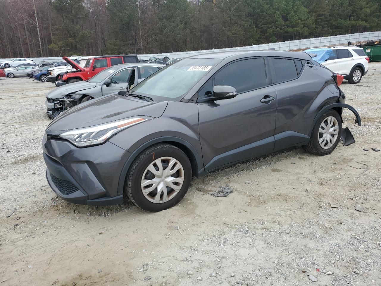 TOYOTA C-HR XLE 2021