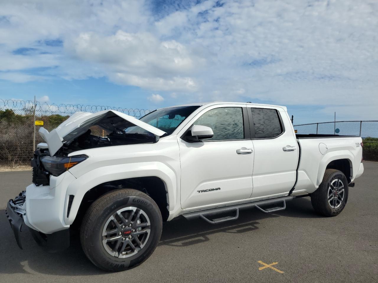 TOYOTA TACOMA 2025