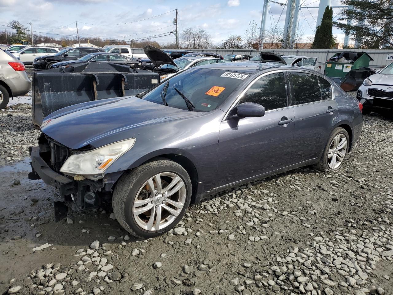 INFINITI G35 2008