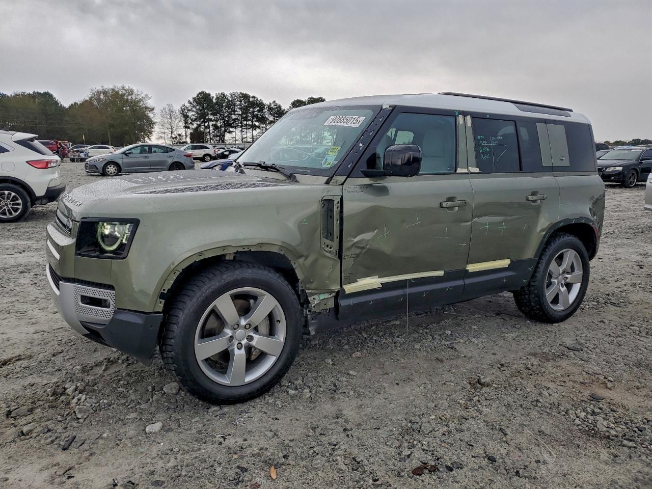LAND ROVER DEFENDER 1 2024