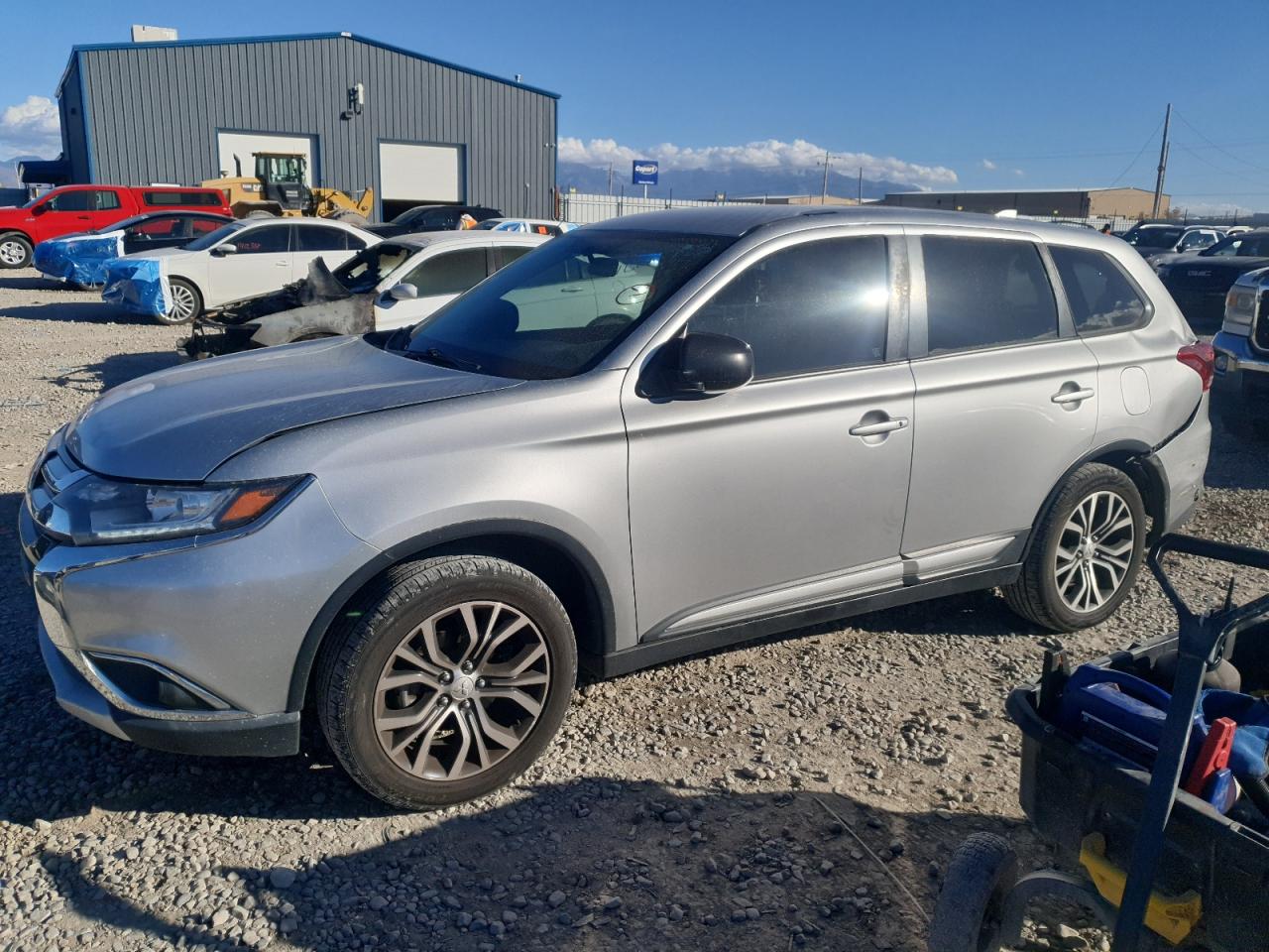 MITSUBISHI OUTLANDER 2018