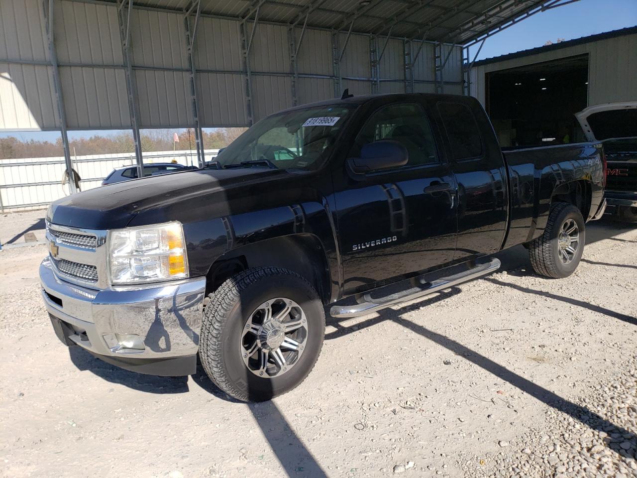 CHEVROLET SILVERADO 2013