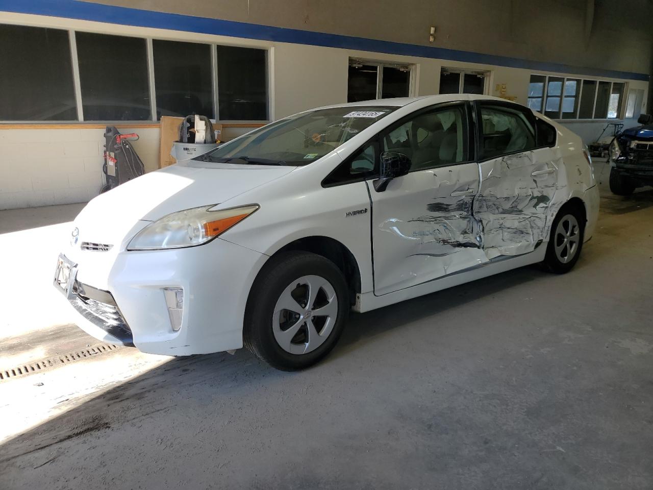 TOYOTA PRIUS 2012