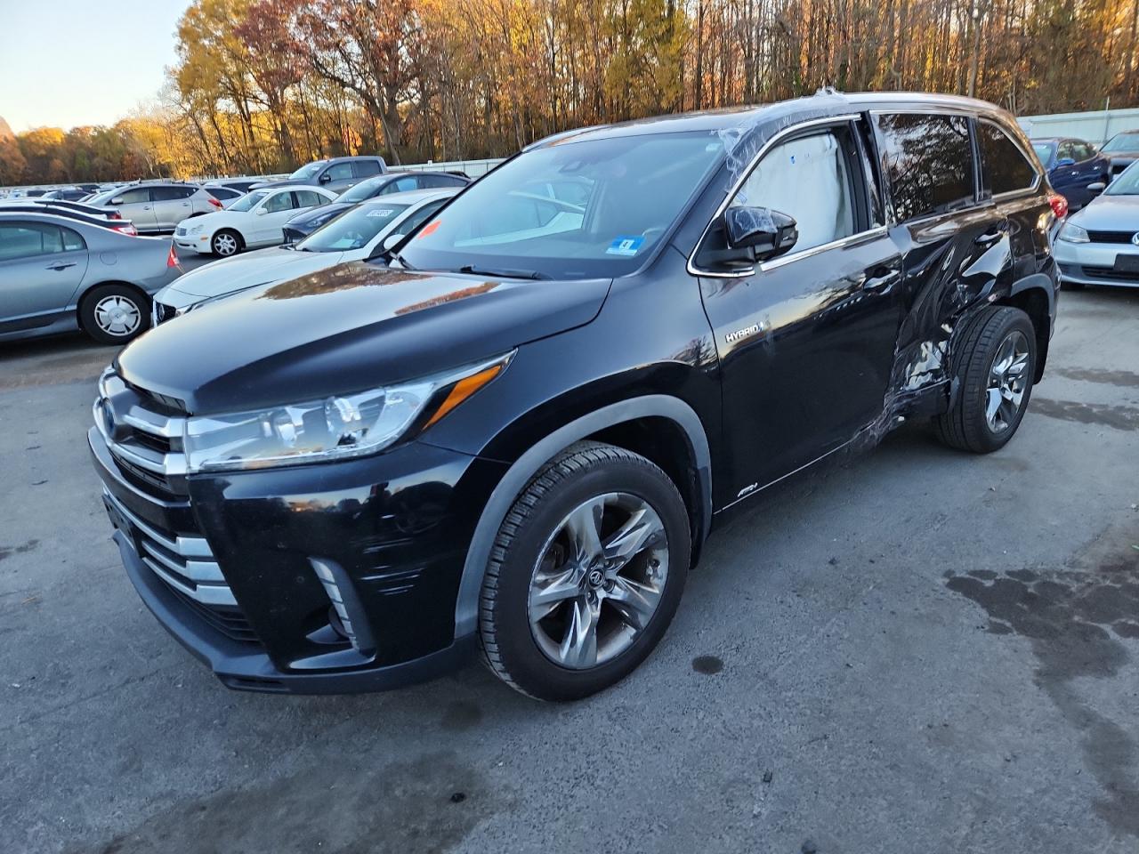 TOYOTA HIGHLANDER 2019
