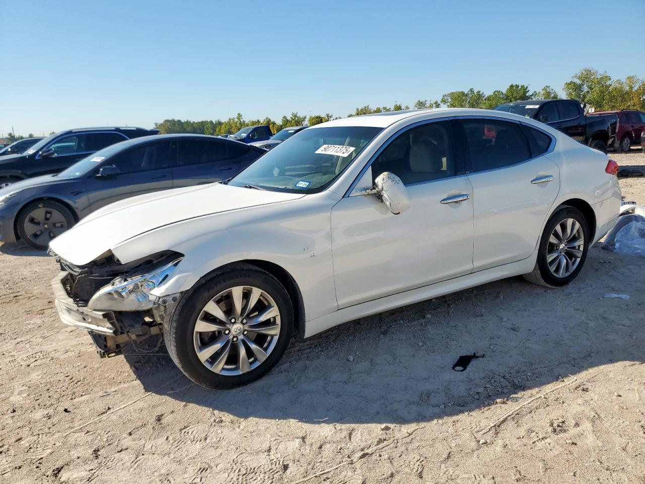 INFINITI M37 2013