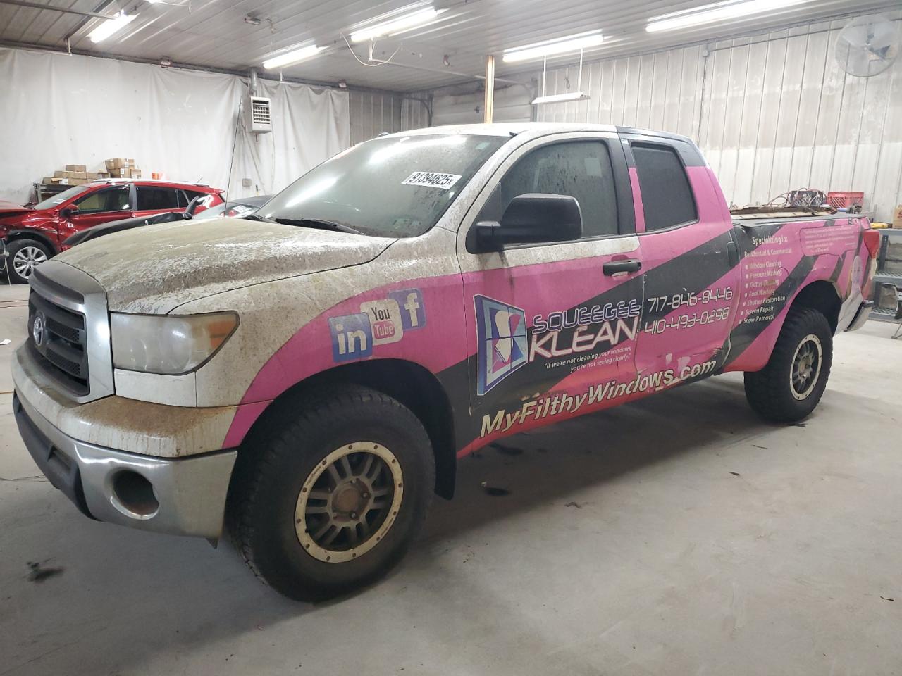 TOYOTA TUNDRA DOU 2012