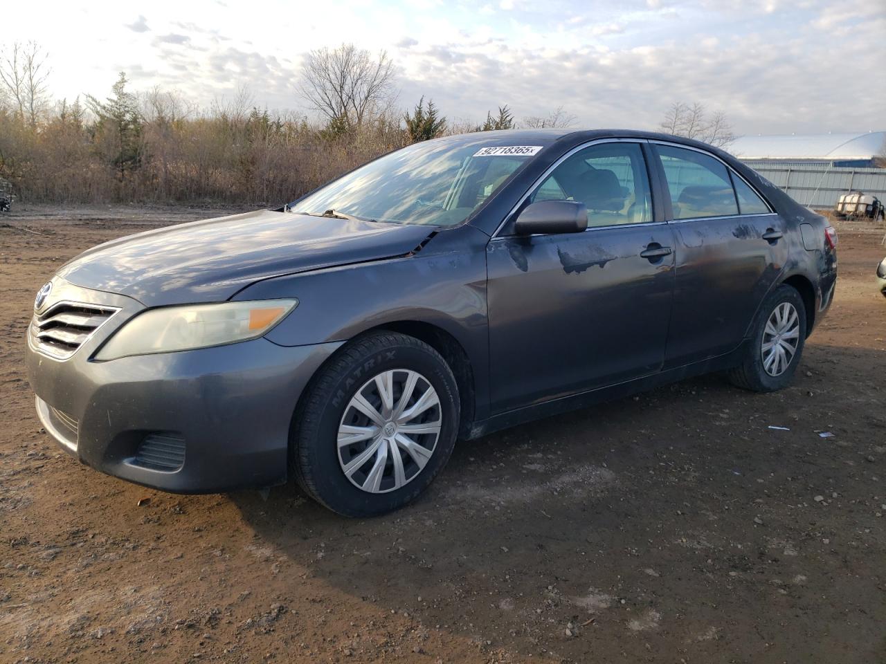 TOYOTA CAMRY BASE 2010