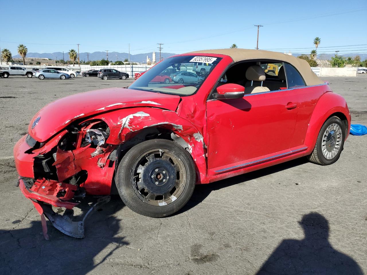VOLKSWAGEN BEETLE 2014