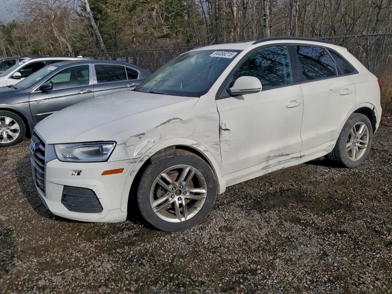 AUDI Q3 PREMIUM 2016