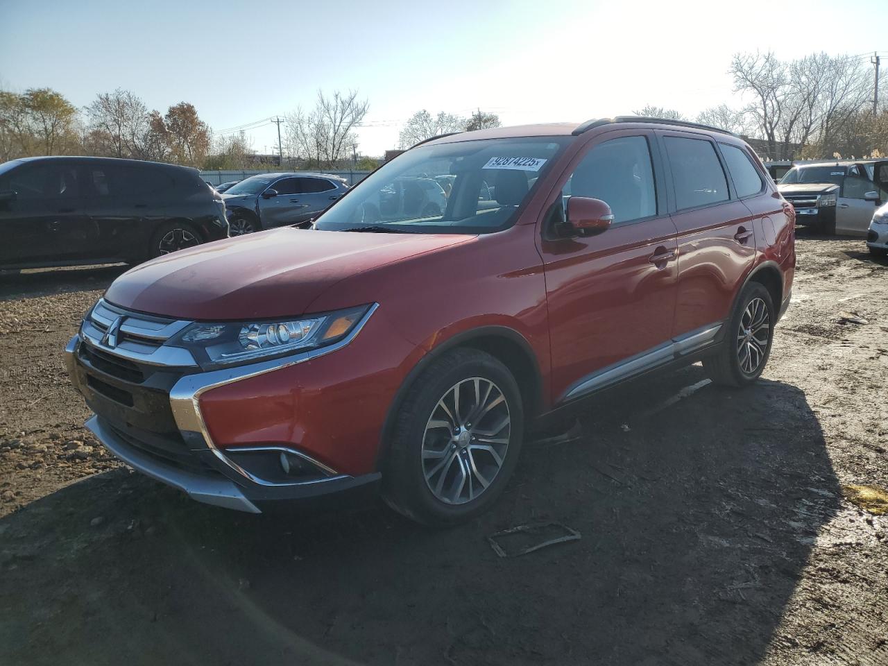 MITSUBISHI OUTLANDER 2016