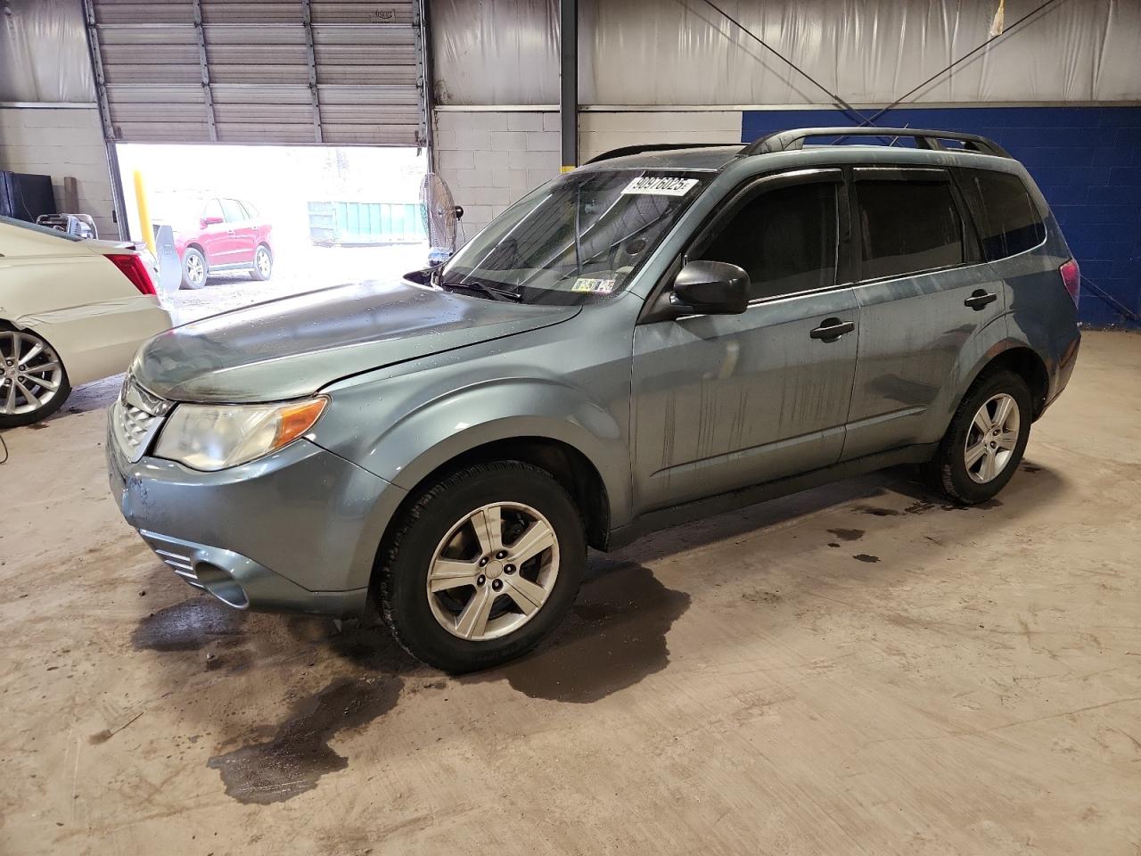 SUBARU FORESTER 2 2011