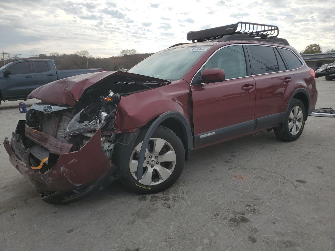 SUBARU OUTBACK 2011