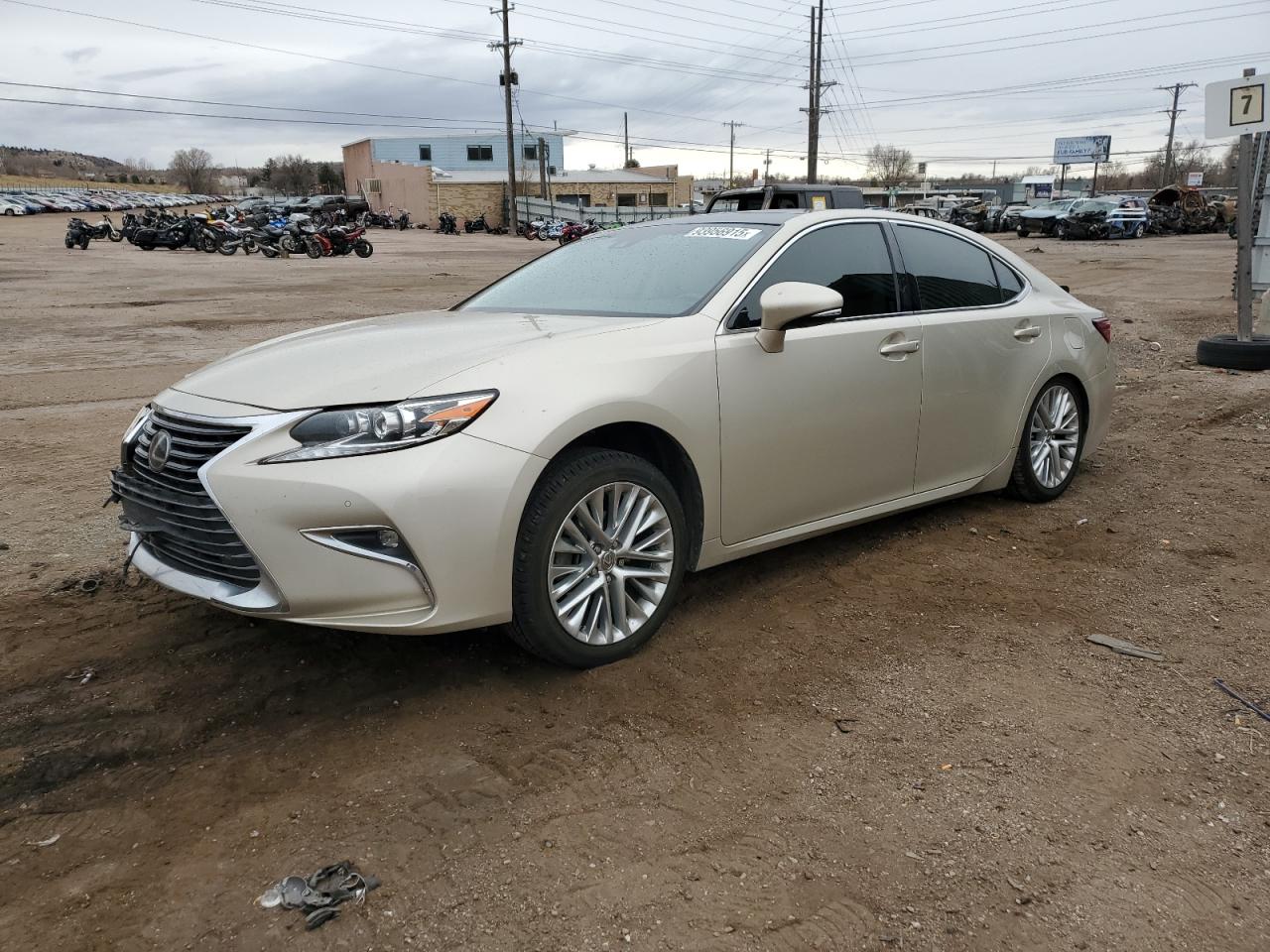 LEXUS ES 2016