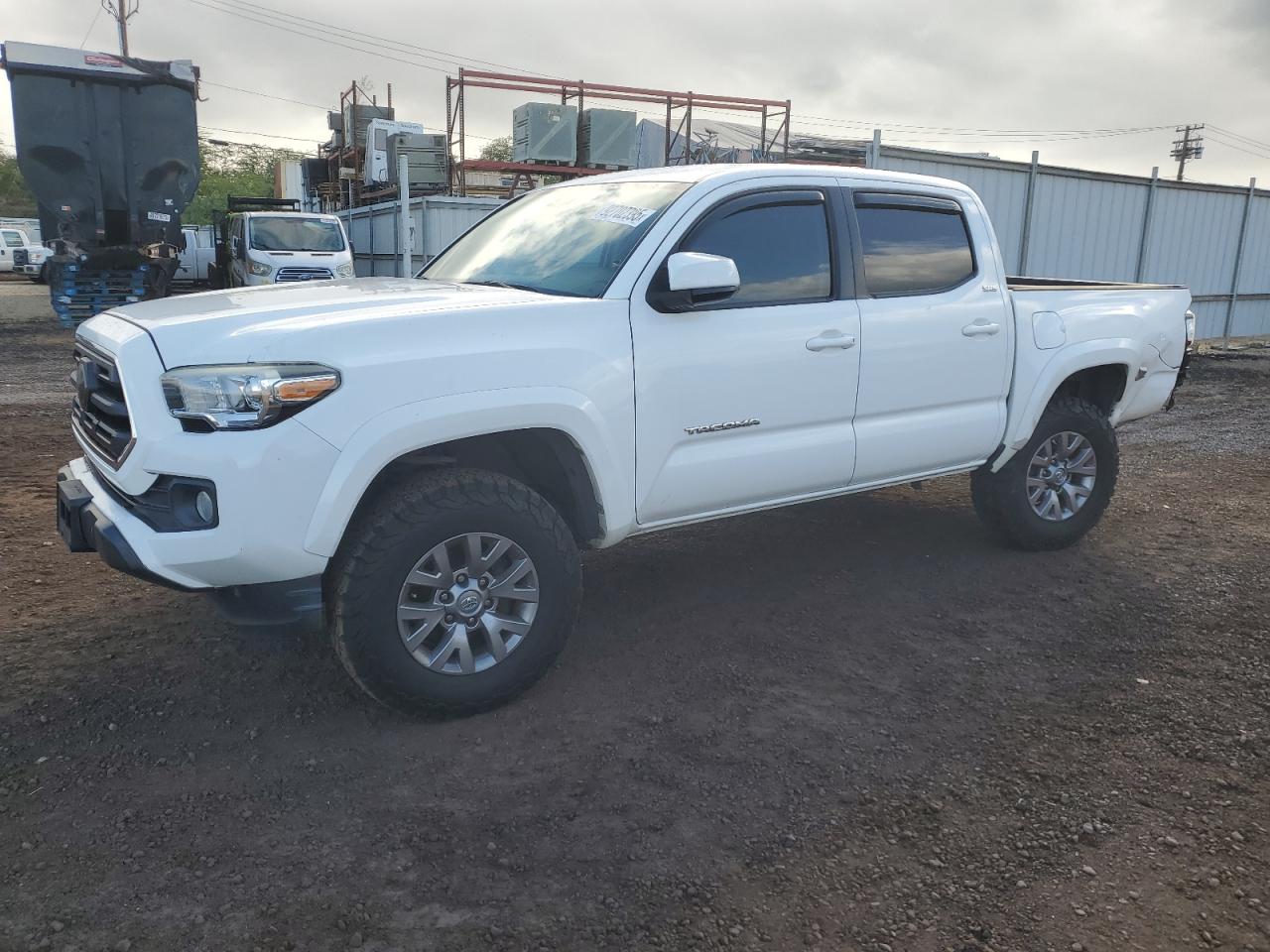 TOYOTA TACOMA 2018