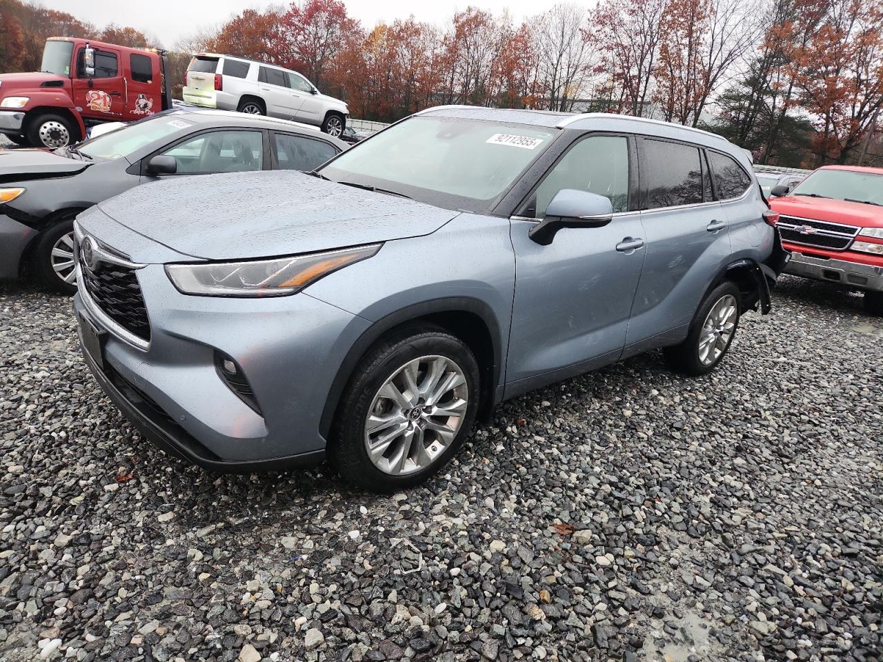 TOYOTA HIGHLANDER 2022