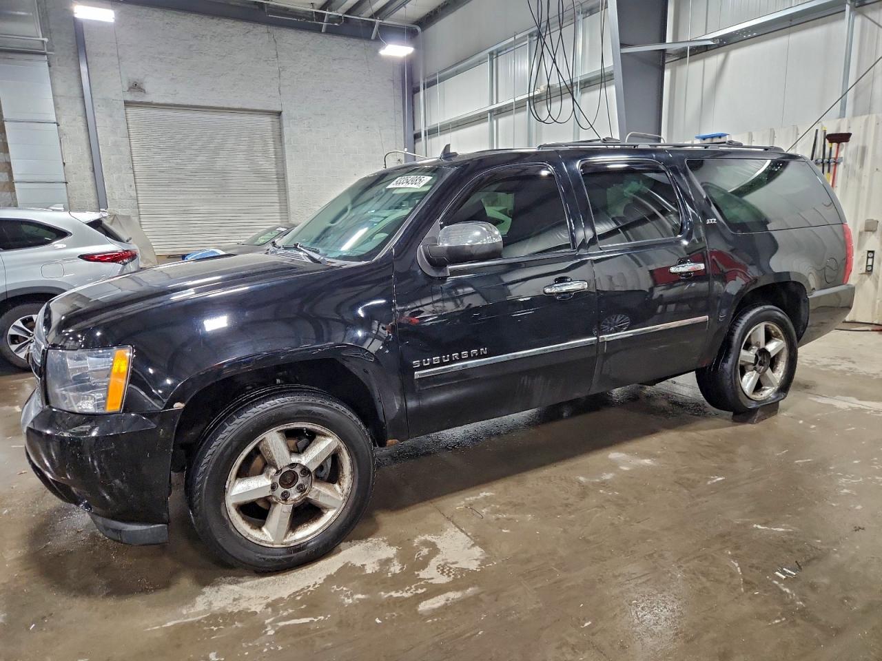 CHEVROLET SUBURBAN 2013
