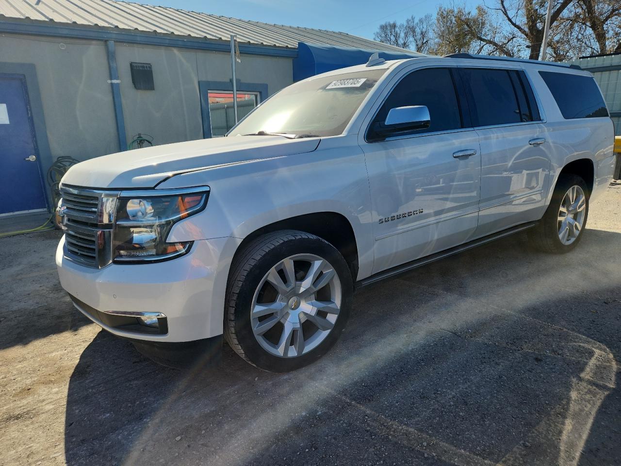 CHEVROLET SUBURBAN 2017