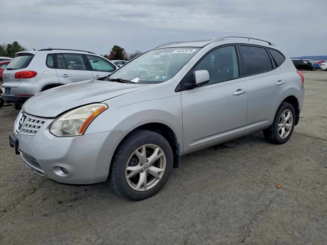 NISSAN ROGUE S 2010