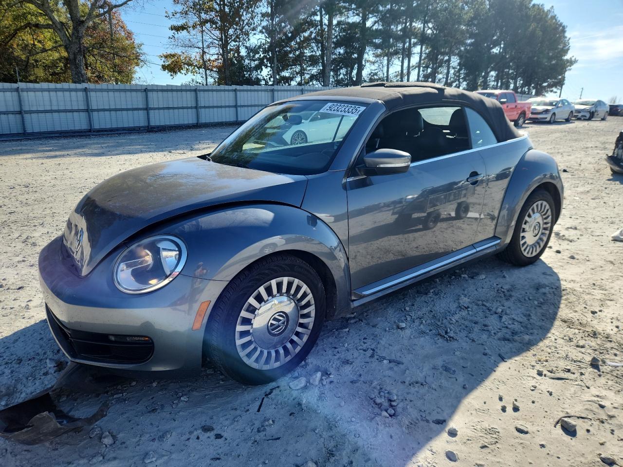 VOLKSWAGEN BEETLE 2014