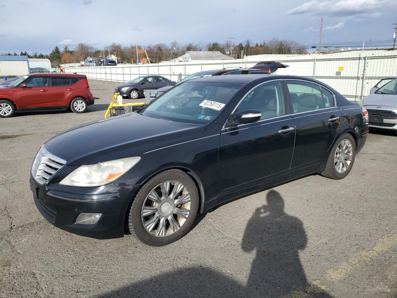 HYUNDAI GENESIS 3. 2009