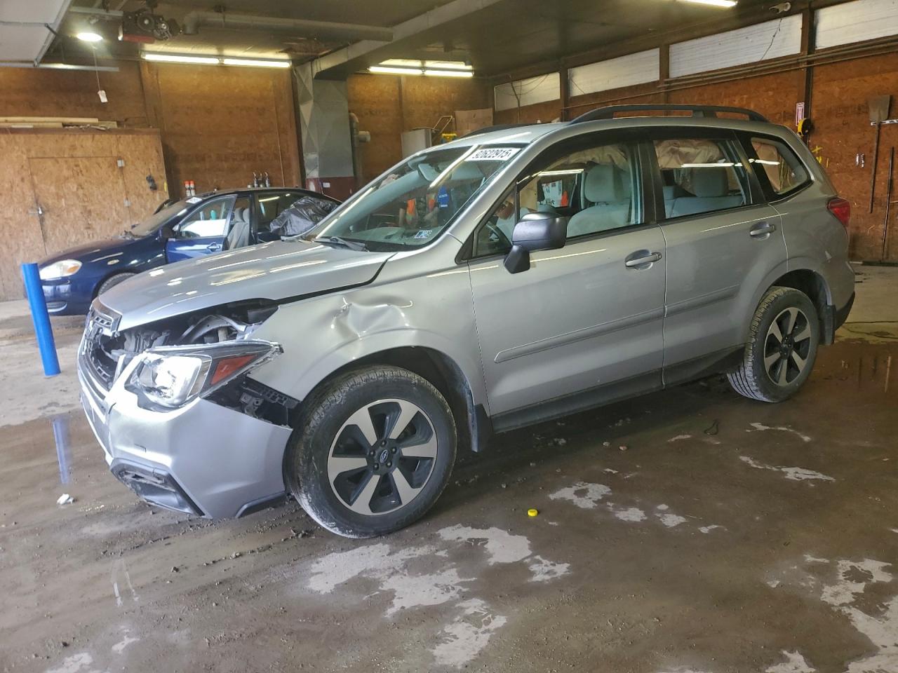 SUBARU FORESTER 2018