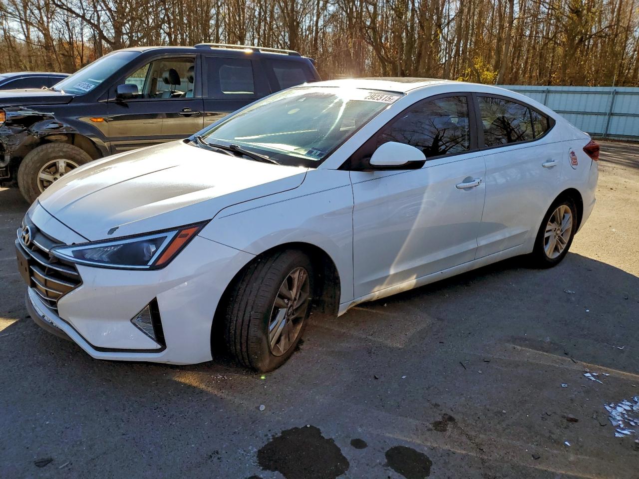 HYUNDAI ELANTRA SE 2019