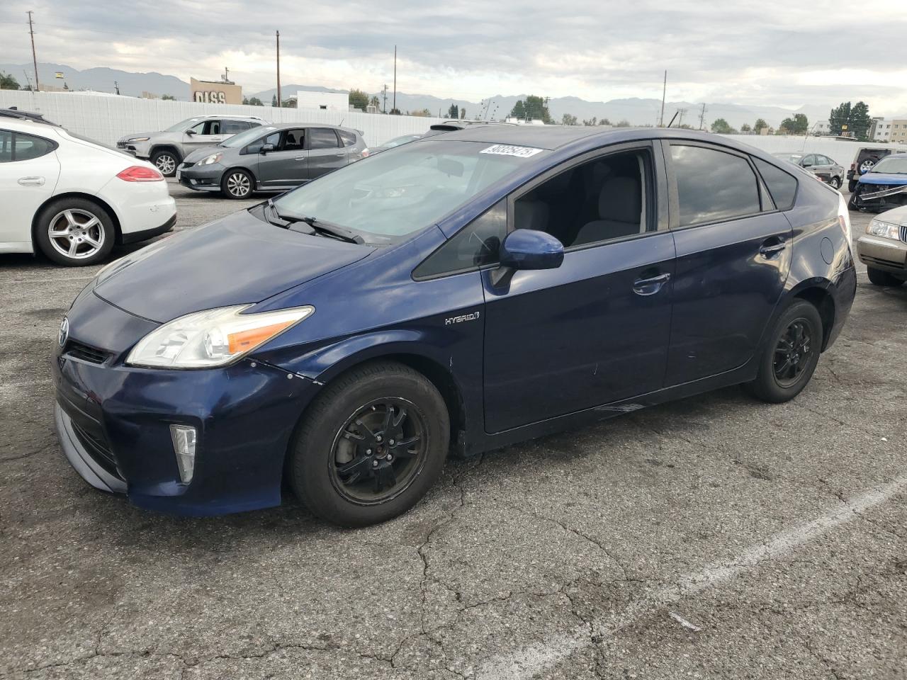 TOYOTA PRIUS 2013