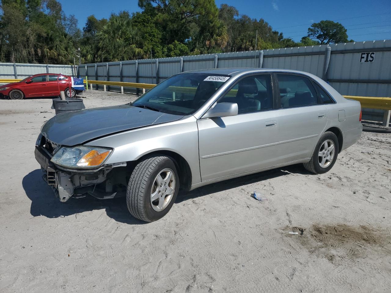 TOYOTA AVALON 2001