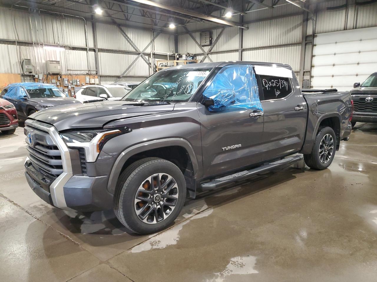 TOYOTA TUNDRA CRE 2023