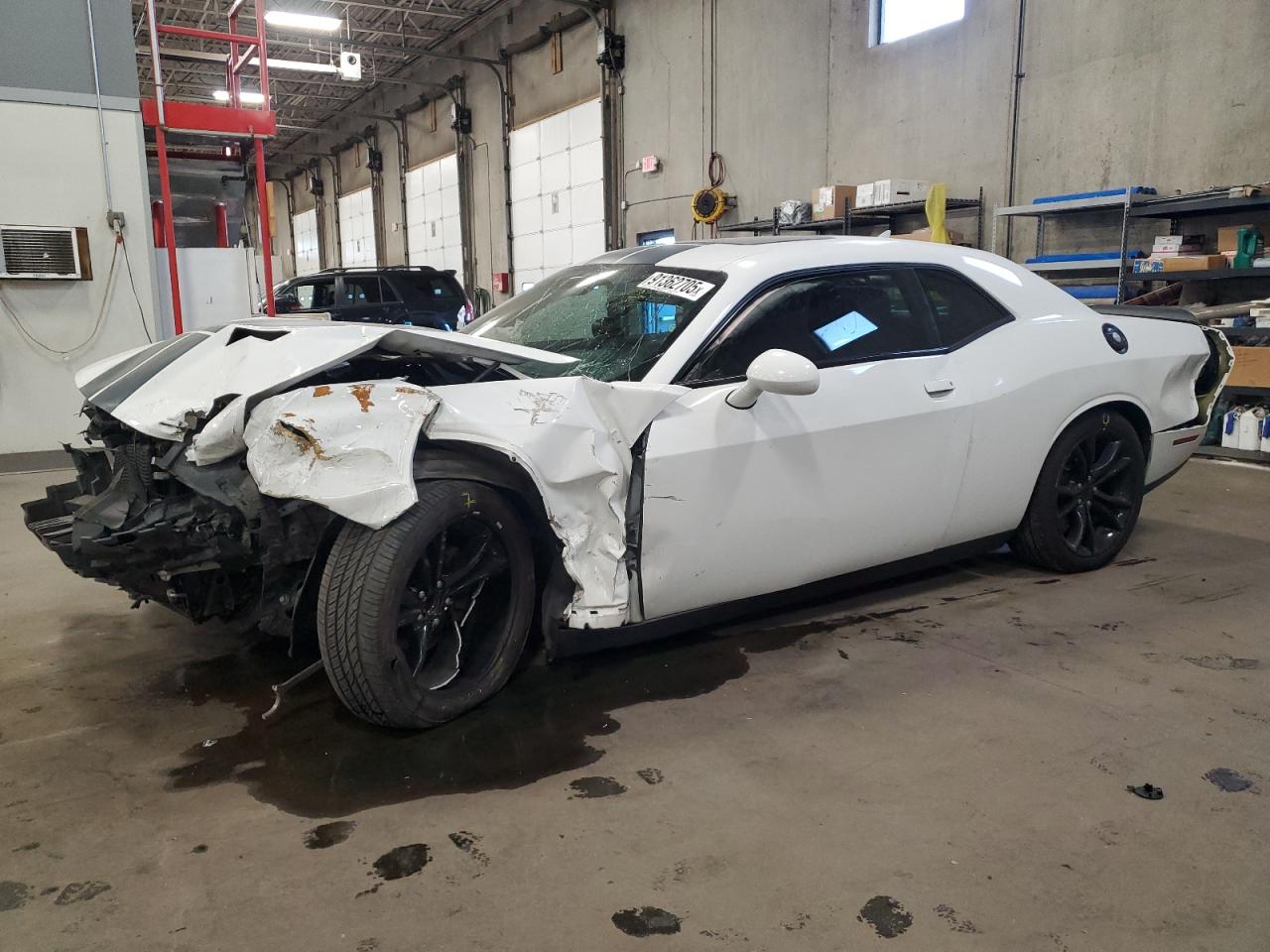 DODGE CHALLENGER 2016
