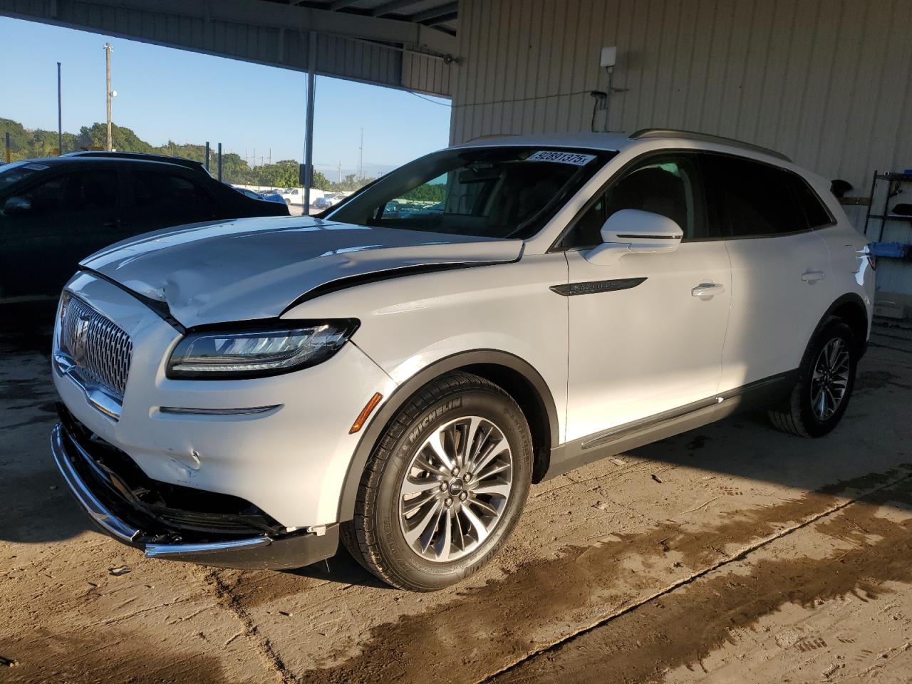 LINCOLN NAUTILUS 2023