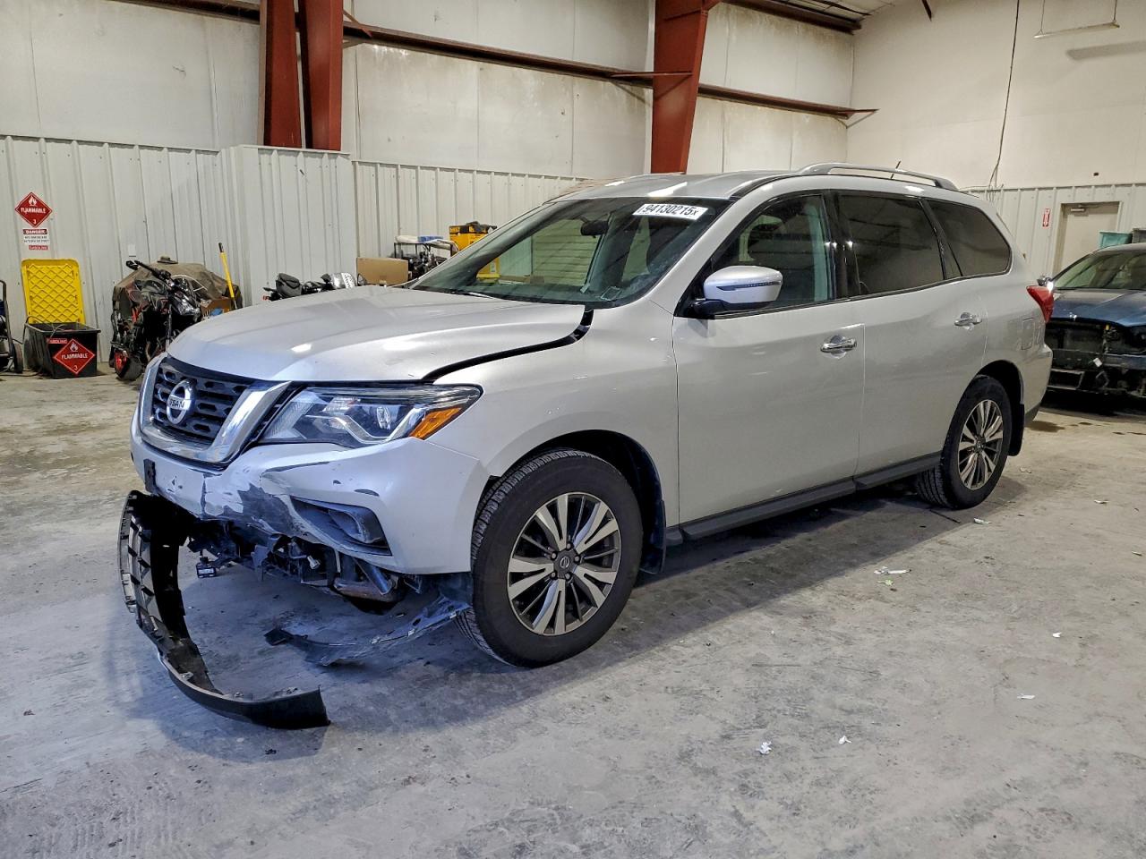 NISSAN PATHFINDER 2018