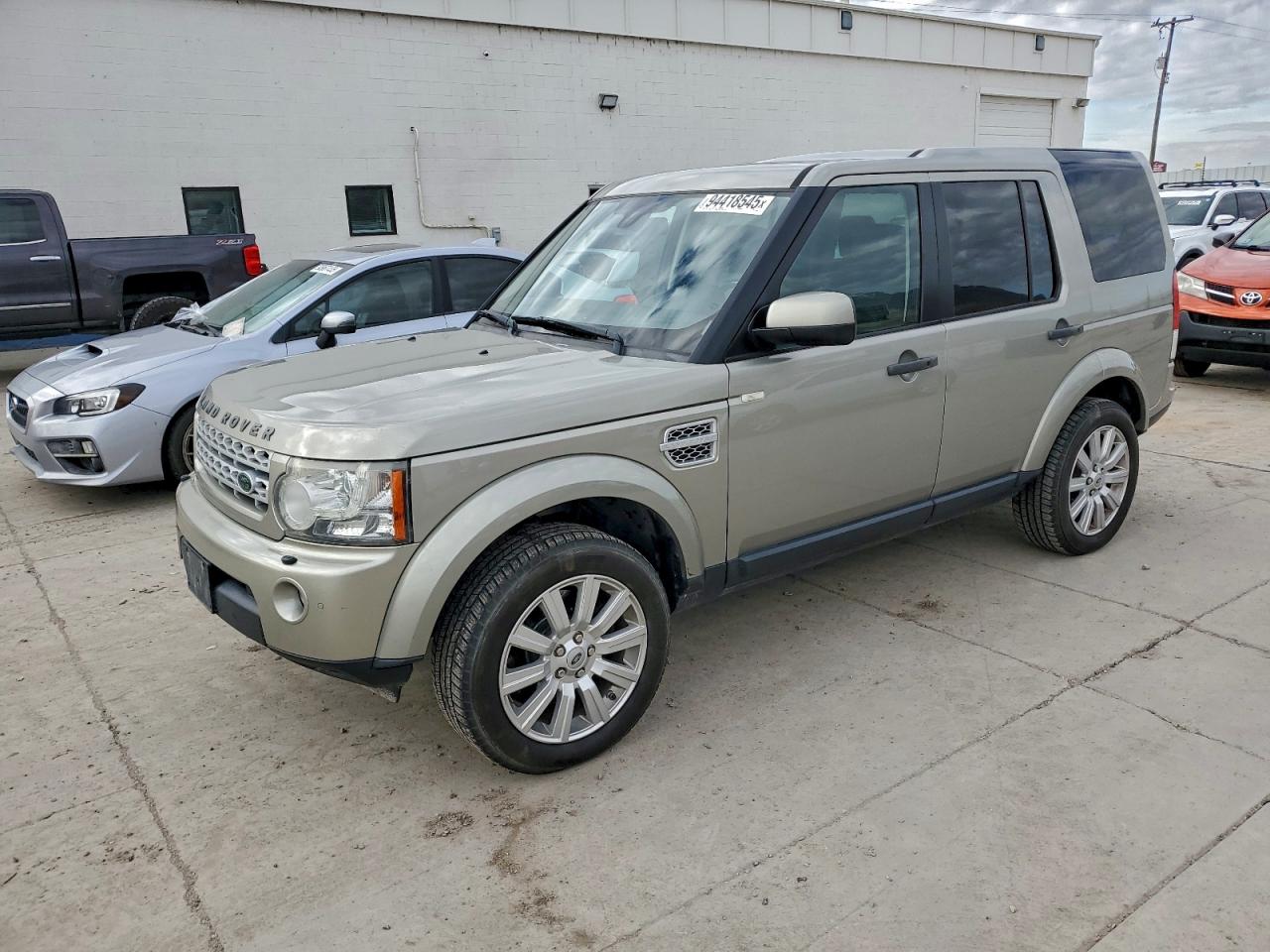 LAND ROVER LR4 HSE 2013