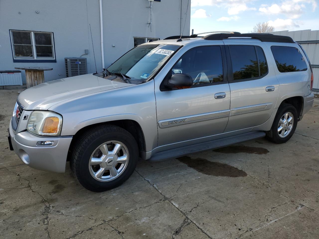 GMC ENVOY XL 2005