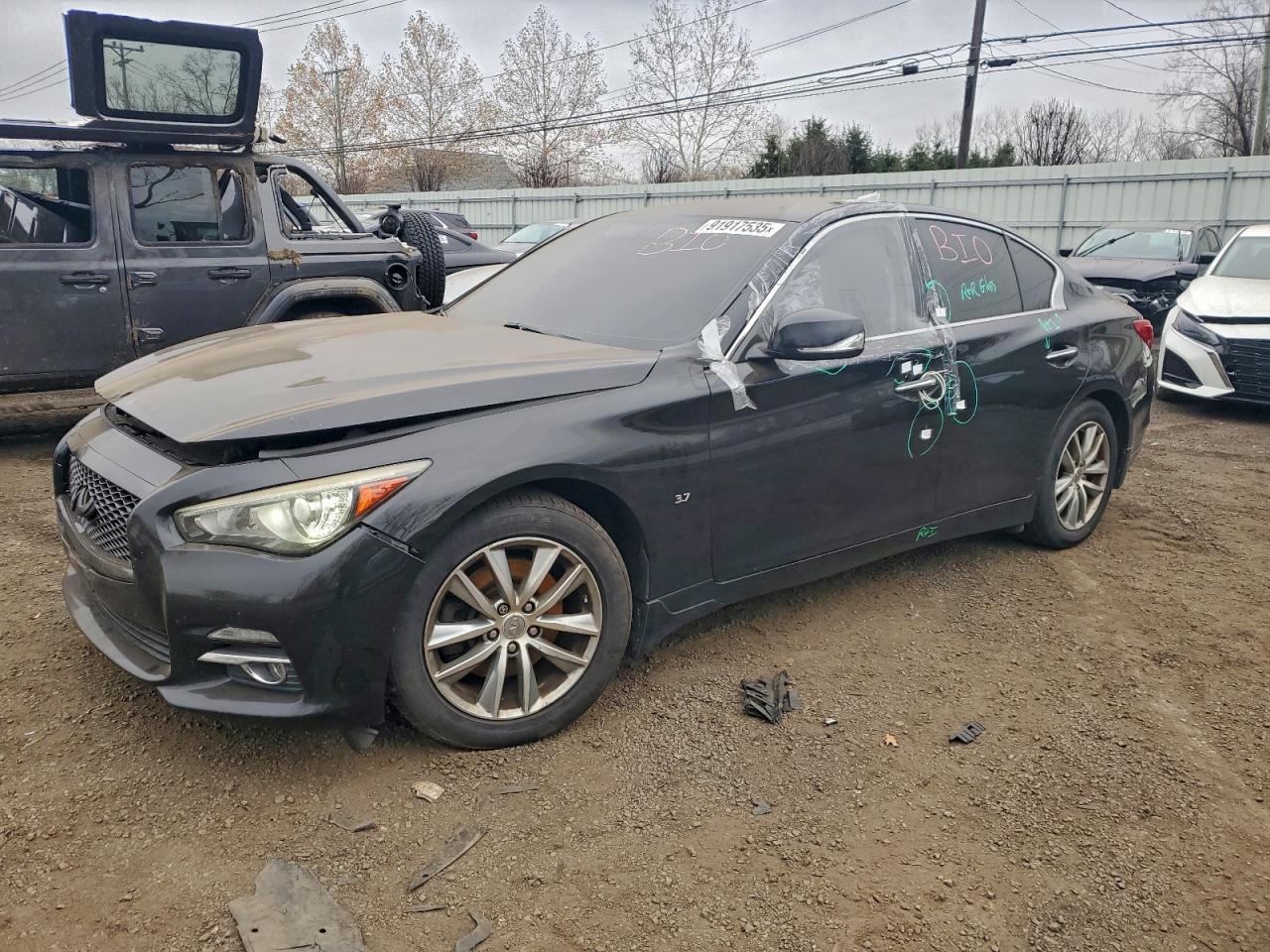 INFINITI Q50 BASE 2014
