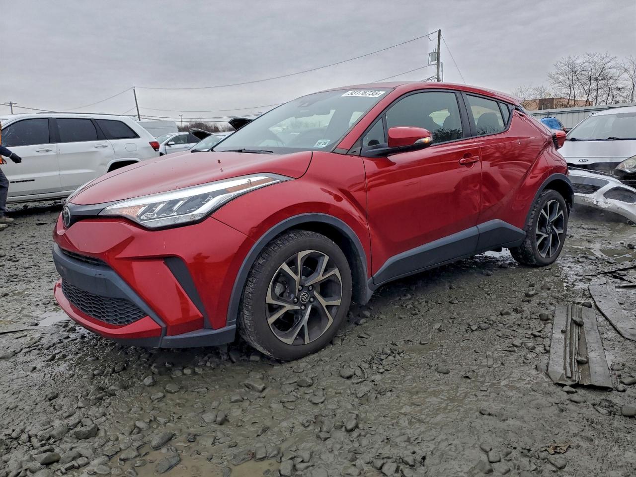 TOYOTA C-HR XLE 2021