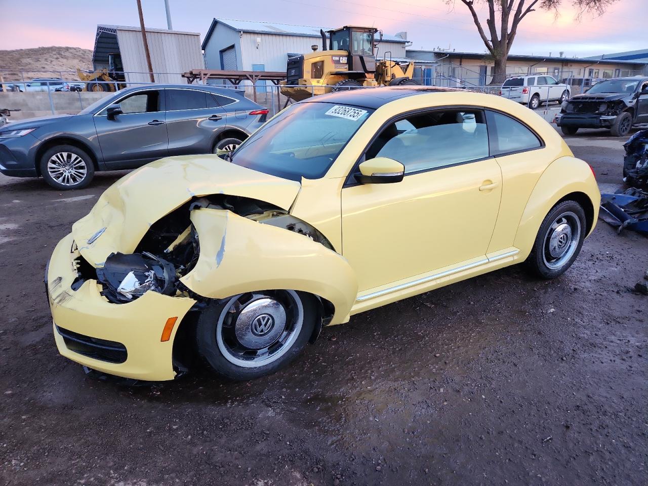 VOLKSWAGEN BEETLE 2012